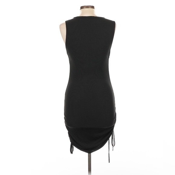 BB Dakota by Steve Madden | Black Fitted Dress - Picture 8 of 8